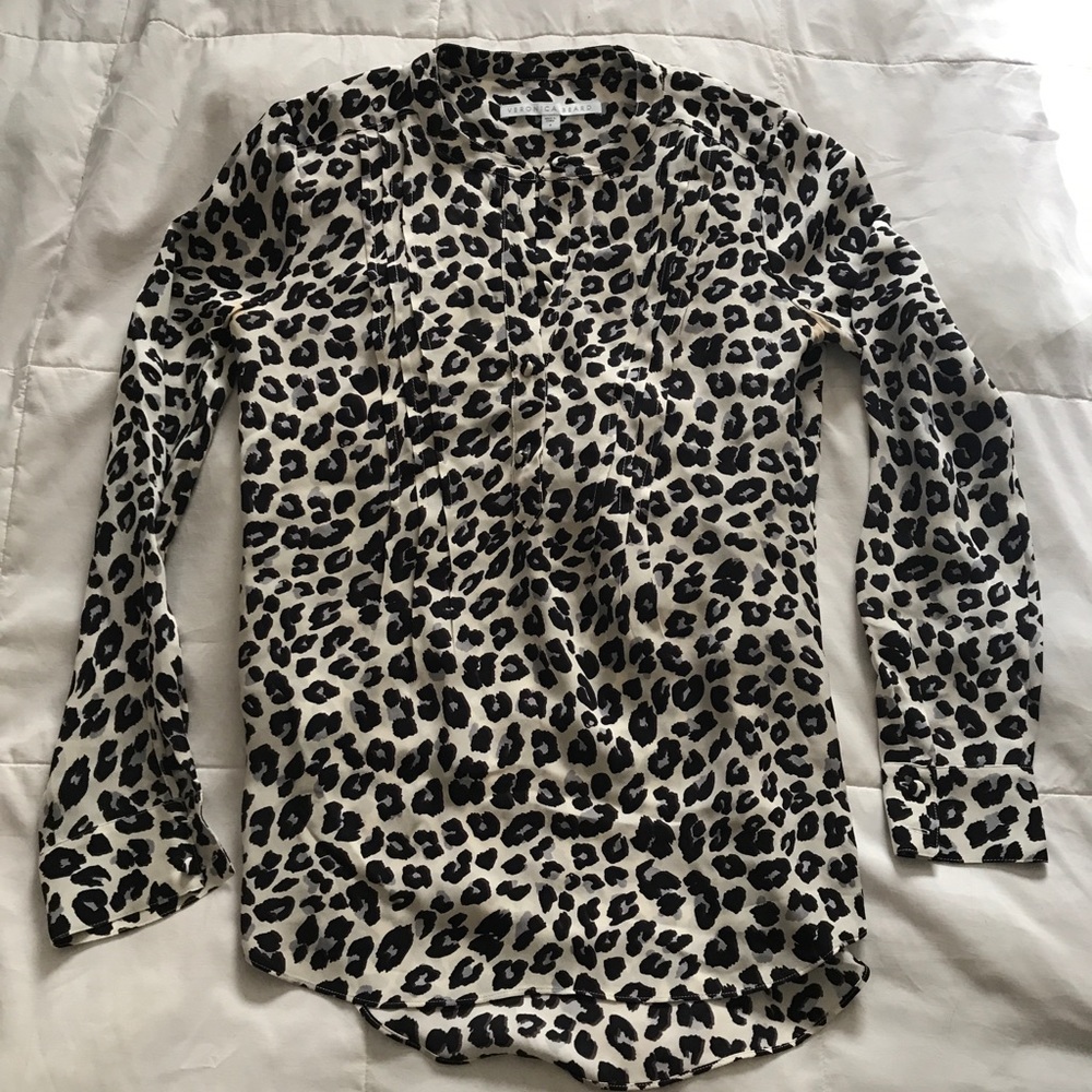 100% silk Veronica Beard blouse